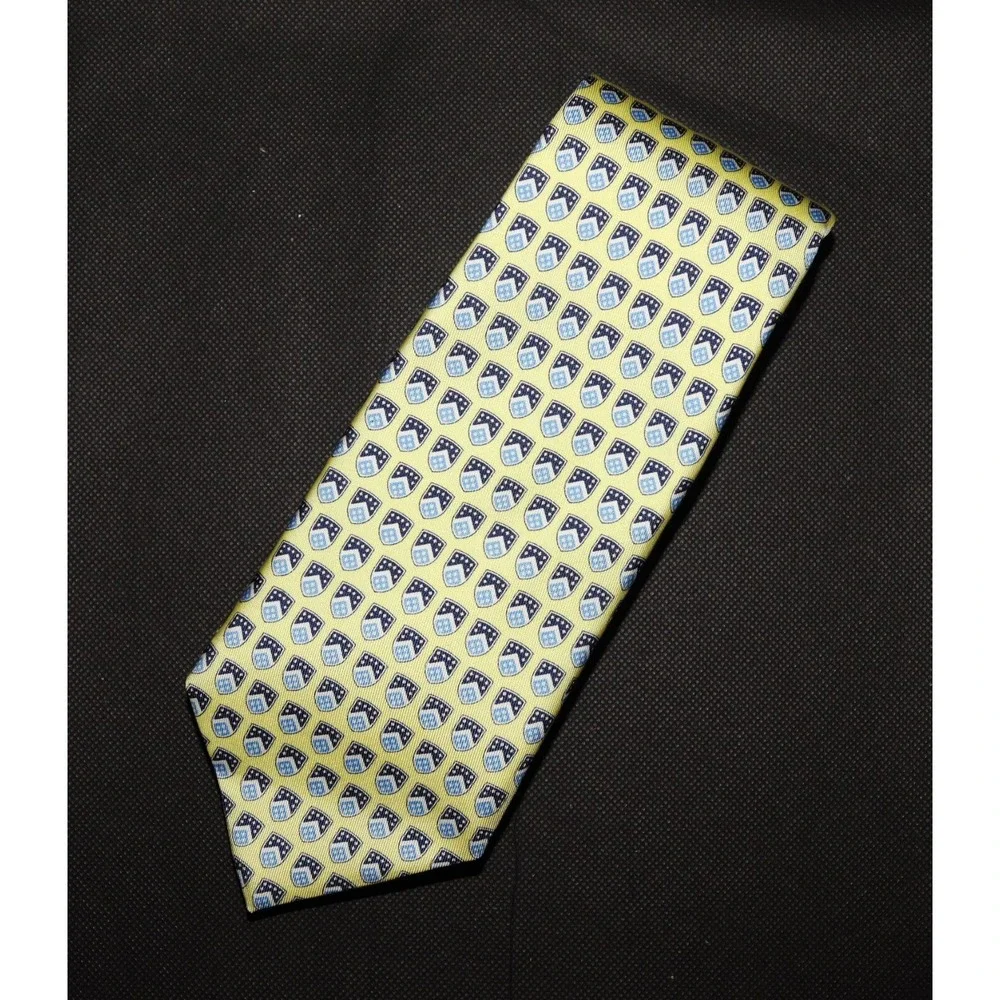 Vineyard Vines Berkeley Preparatory School Shield Logo 100% Silk Necktie‎ Tie